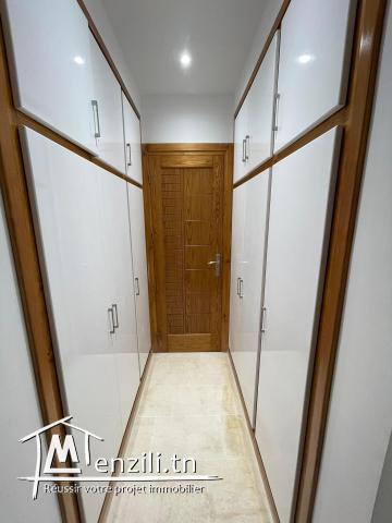 un appartement a louer de 170m² a la soukra