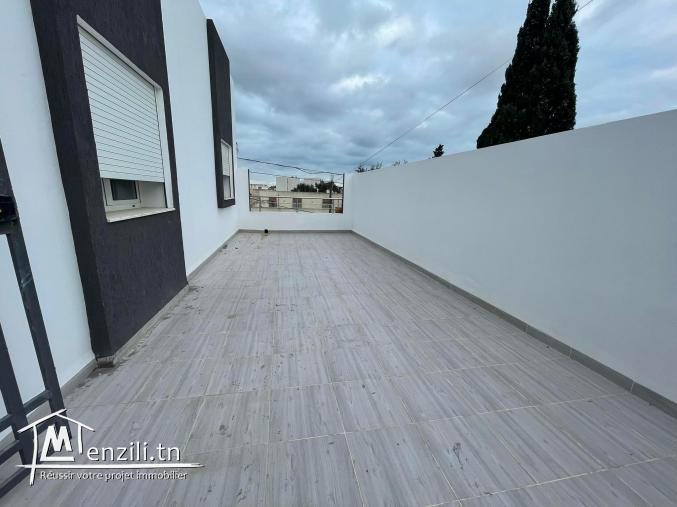 un appartement a louer de 170m² a la soukra