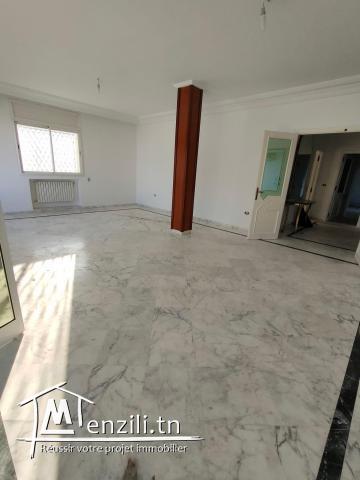 villa 10 pièces a usage professionnelle a menzah6