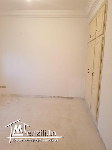 Etage de Villa à borej Ghamez