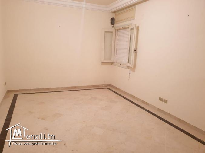 Etage de Villa à borej Ghamez