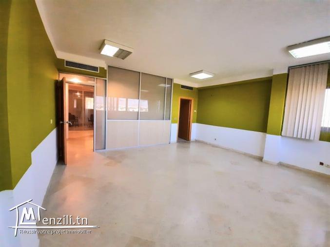 Bureau s4 à Montplaisir