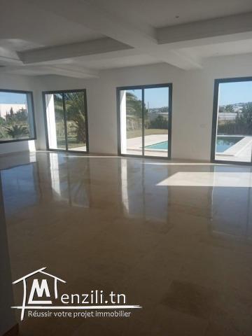 une villa S+7 à louer  de 640m² à Gammarth