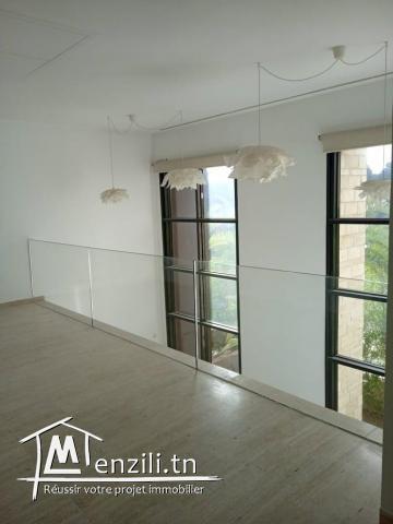 un duplex S+4 très haut standing à louer à la marsa