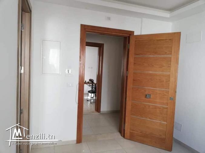 burau sur avenue hedi nouira