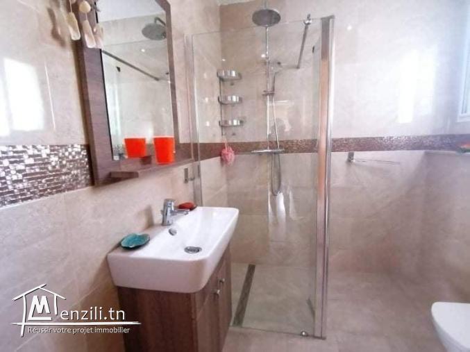 un appartement  richement meublé à louer  a la marsa