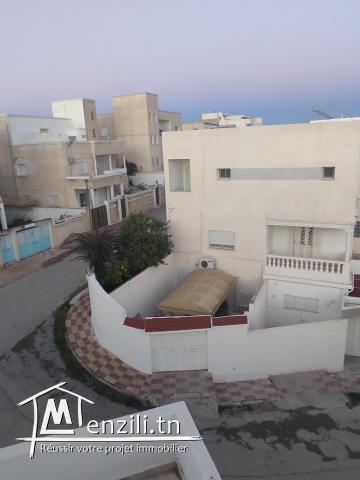 Villa spacieuse a 2 étages indépendantes + cave