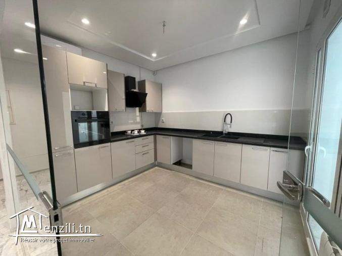 un appartement S2 à vendre a la soukra