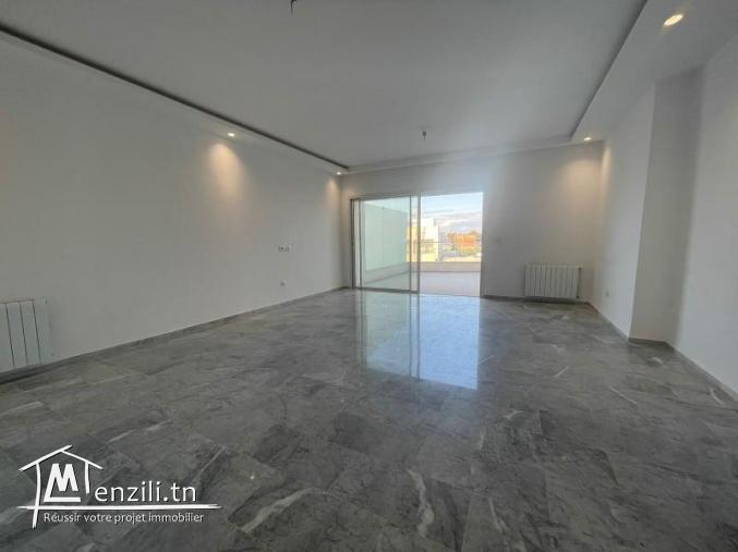 un appartement S2 à vendre a la soukra