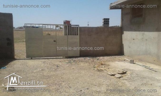 Dépôt à louer à coté de la zone industrielle de Djebel Oust.