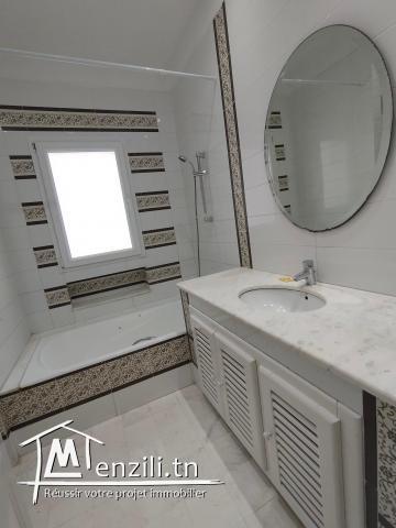 Superbe Villa plain pied de haut Standing à Ennasr 1