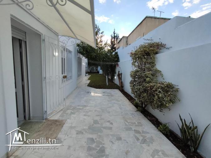 Superbe Villa plain pied de haut Standing à Ennasr 1