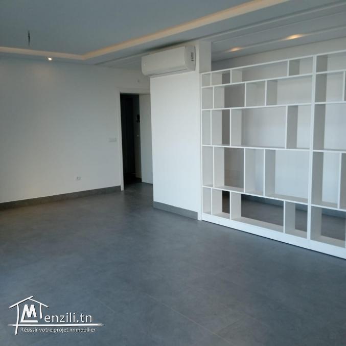 Un appartement s3 de 198m² à vendre à raoued
