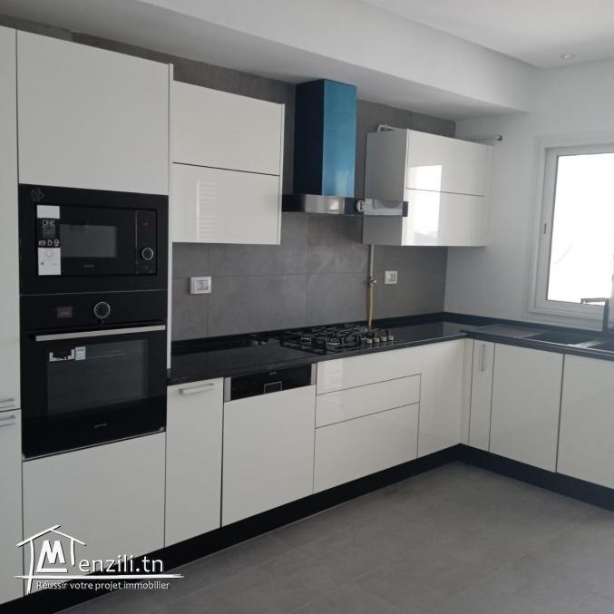 Un appartement s2 de 154m² à vendre à raoued