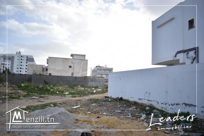 UN SUPERBE TERRAIN A LA SOUKRA