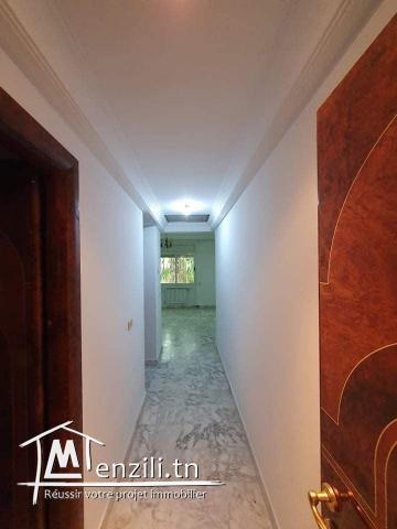 S+3 de 163m² avec ppkg à Ennasr 1