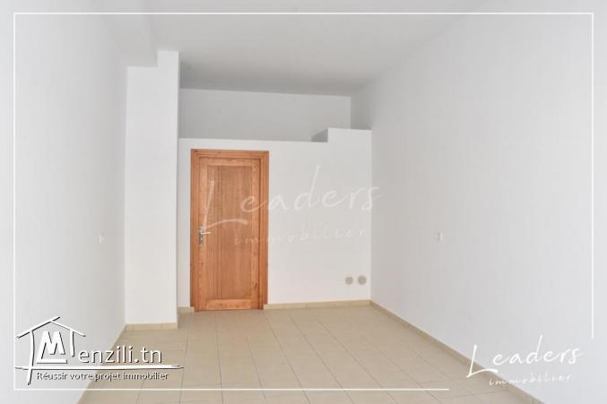 UN EXCELLENT LOCAL COMMERCIAL A BORJ LOUZIR