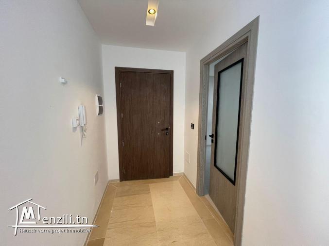 un appartement s2 à vendre de 110m² à la soukra