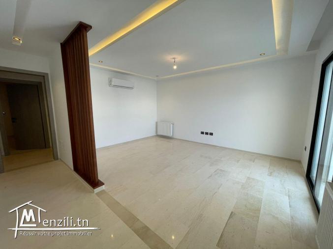 un appartement s2 à vendre de 110m² à la soukra