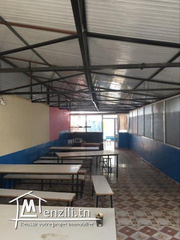 A Vendre Une Coquette Immeuble à bardo centre