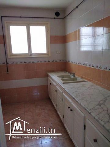 A vendre villa a Ibn Khouldoun