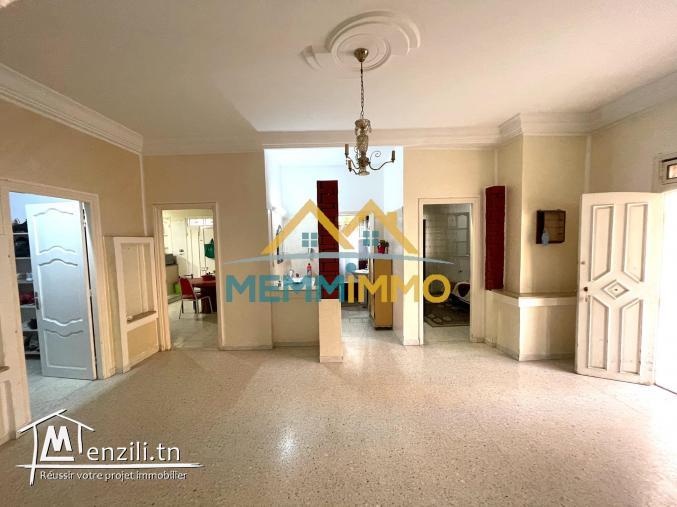 A VENDRE: Villa S+3 avec garage sur un terrain de 297 m2 (titré) - Mahdia