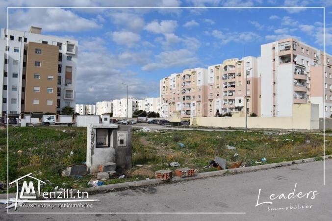 ????????UN SUPERBE TERRAIN A BORJ LOUZIR ????????