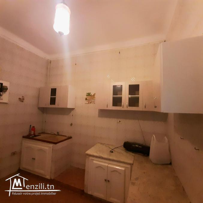 Appartement s+4 Tunis en plein centre ville