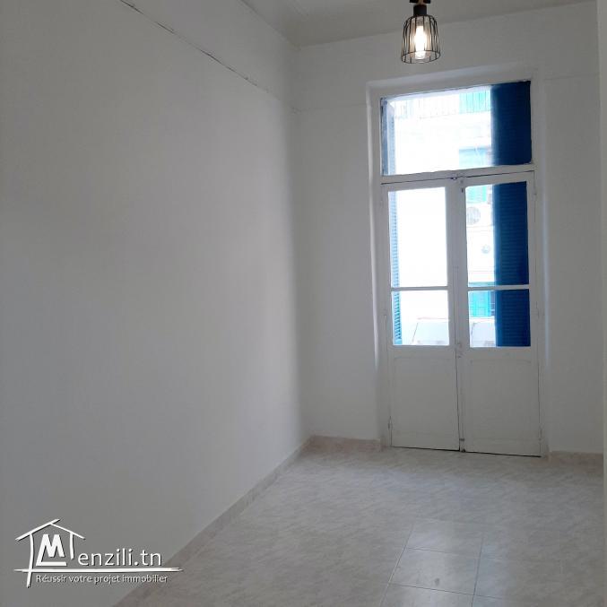 Appartement s+4 Tunis en plein centre ville