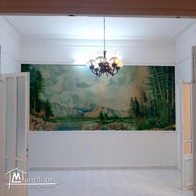 Appartement s+4 Tunis en plein centre ville