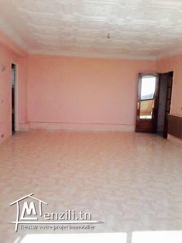 A vendre à Radès Forêt