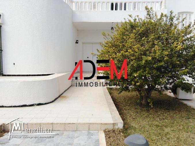 RDC de villa avec jardin et garage à Kantaoui