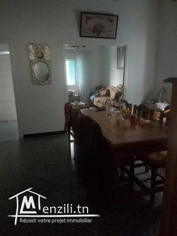 Maison à vendre à France ville Tunis