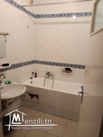 Appartement s+2 à cité Hedi nouira 4ém étage