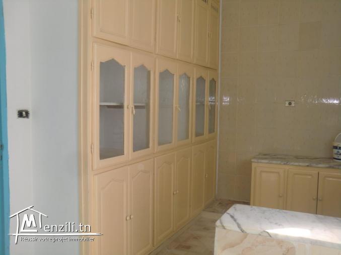 belle maison a vender seuelement a110 000 dt