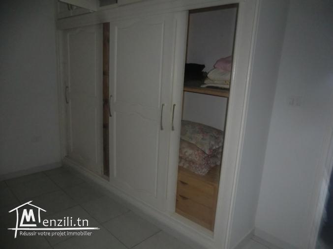 maison avec un studio et 1 ere etage innachevé