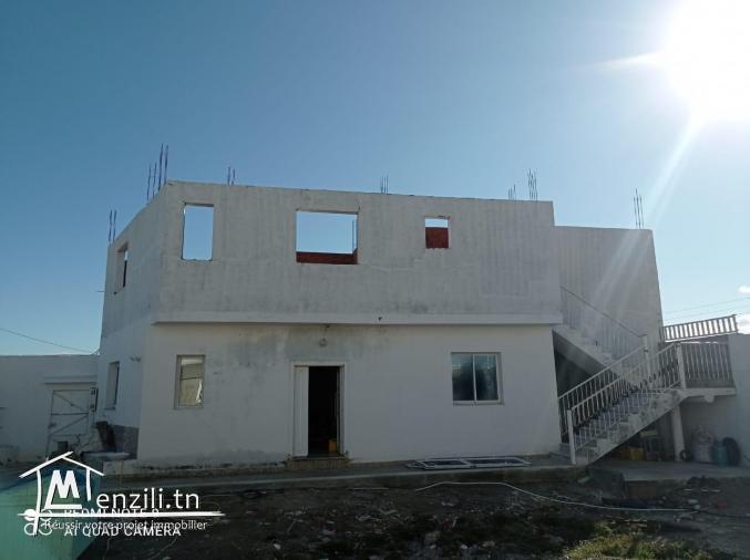 Maison à vendre sur terrain agricole sur la route de Bouficha