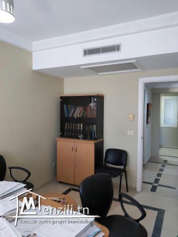 Bureau à vendre au coeur du Kram - مكتب للبيع في في قلب الكرم