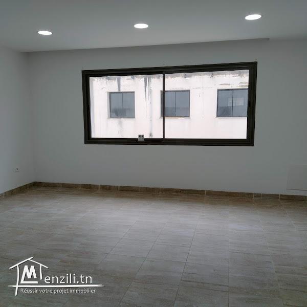 Bureau grand hall+2 au lac 3 kram