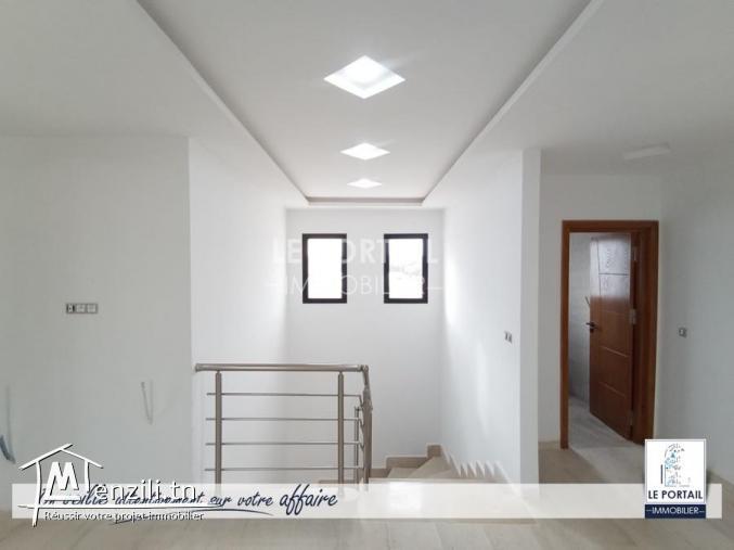 A VENDRE une villa avec piscine 22009303