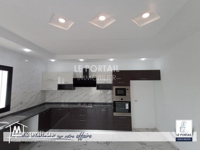 A VENDRE une villa avec piscine 22009303