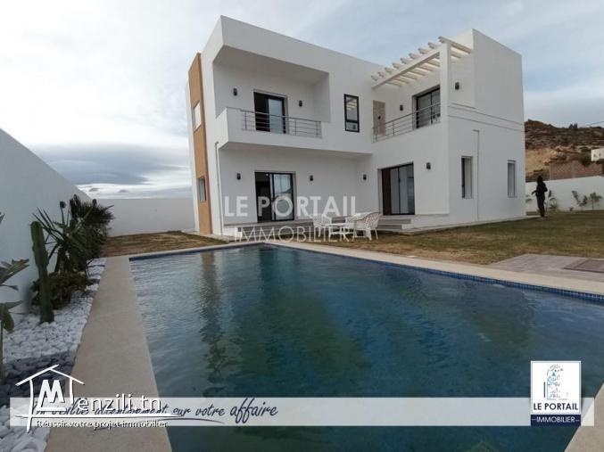 A VENDRE une villa avec piscine 22009303