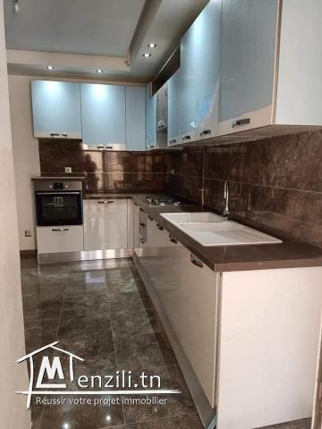 Superbe S+2 de 120m² haut Standing à Ennasr 2