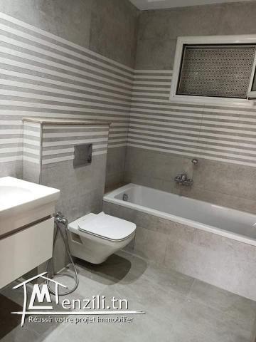 Superbe S+2 de 120m² haut Standing à Ennasr 2