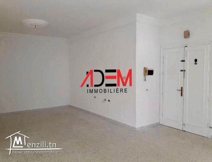 Etage de villa S2 bien situé à Khzema ouest