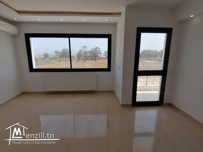 A louer à Nabeul dans charmante résidence neuve de 1er étage S+3
