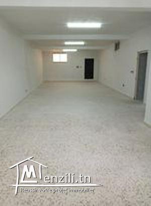 location d'un grand local