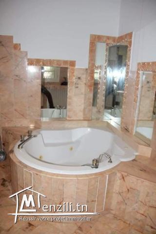 Loue villa de maître entièrement meublée