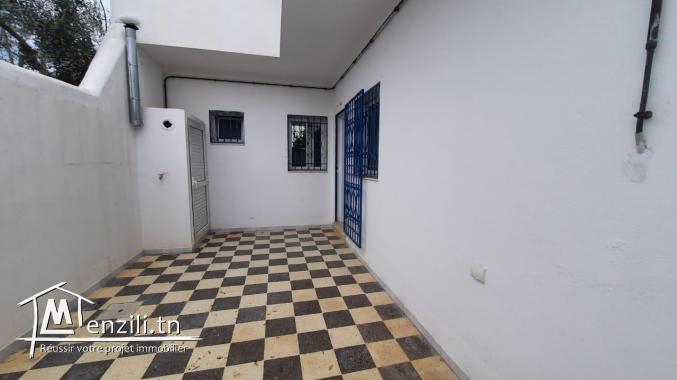 A vendre une maison située dans une zone calme à Hammamet