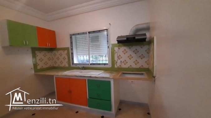 A vendre une maison située dans une zone calme à Hammamet